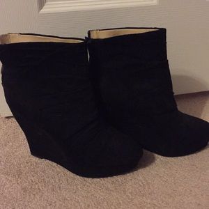 Black Nine West heel booties